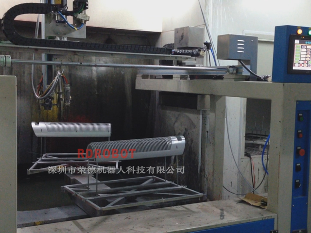 六軸自動噴涂設備